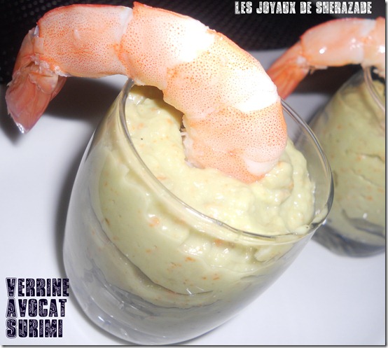 verrines avocat surimi et crevettes 