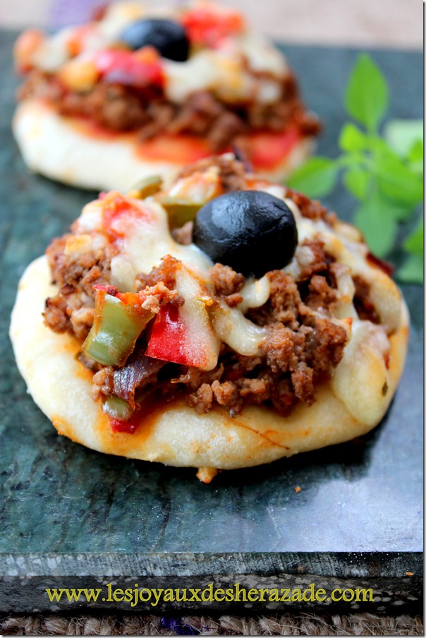 mini pizza apéritif