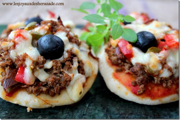 mini pizza en apéritifs