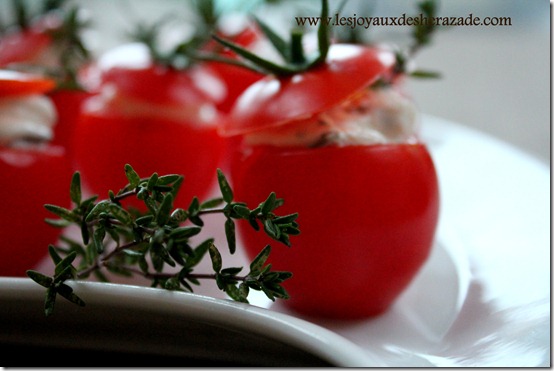 recette tomate en apéritif, farcie à la creme de thym