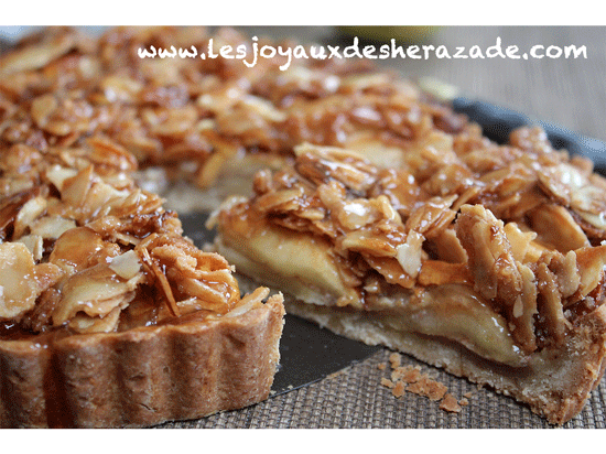 recette-de-tarte-aux-pommes-facile-a-la-cannelle-amandes