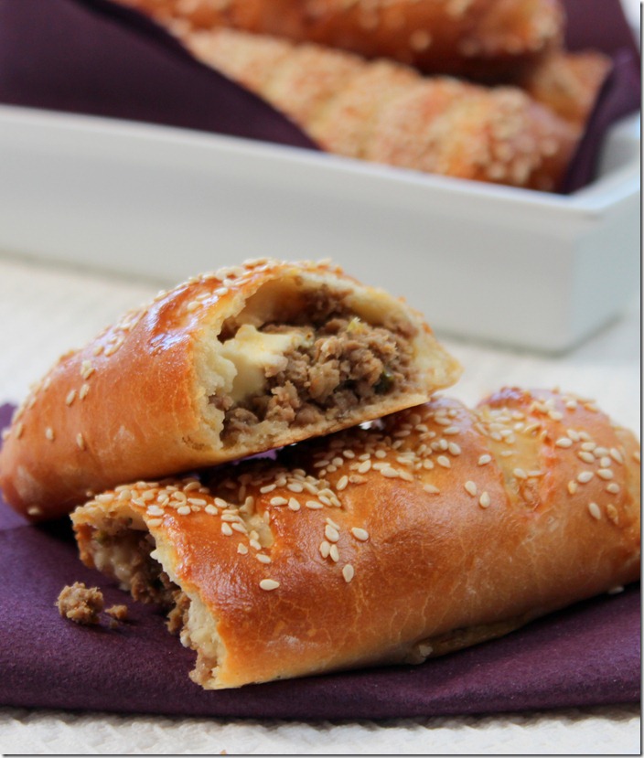 buns farcis à la viande hachée