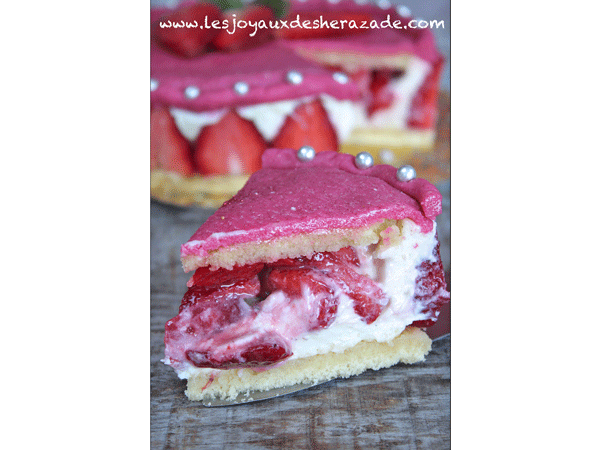 fraisier-facile--desserts-aux-fraises-facile.gif