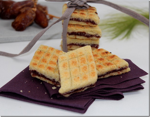 Bradj, gâteau algérien à la semoule et dattes, براج بالتمر
