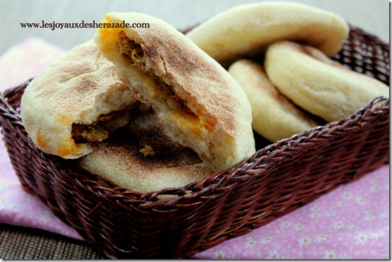 Pain marocain farci, mkhamer au kefta