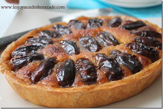 Tarte aux dattes / amandes