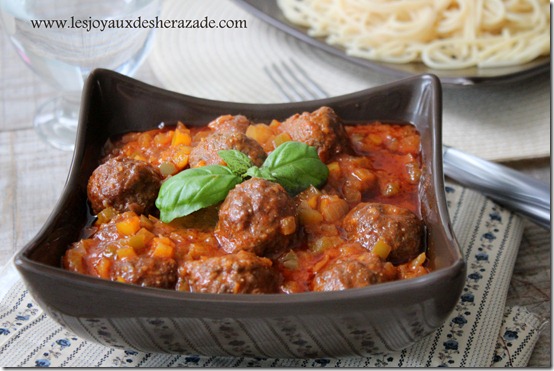 kofta daoud bacha , boulettes de kefta en sauce