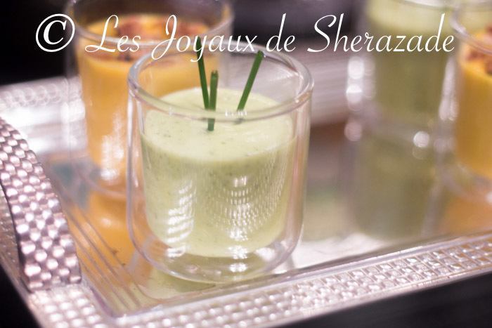 Velouté de courgettes froid