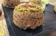 Hrissa Hlouwa, gâteau de semoule tunisien