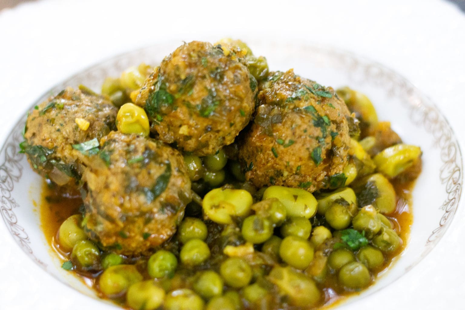 Tajine kefta petits pois et fèves Les Joyaux de Sherazade