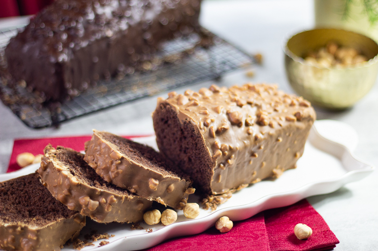 cake au chocolat / glaçage rocher parfait