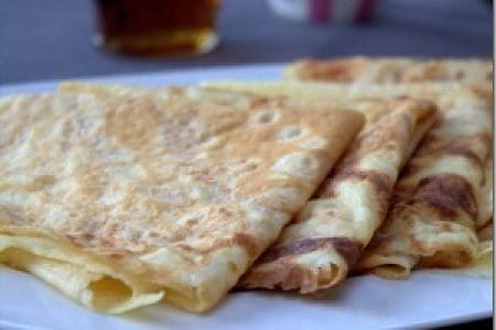 recette-de-crepe-sucr-e-fine-et-leg-re_thumb-300x244